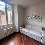 Lecco Holiday Apartment Апартаменты *