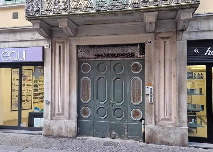 Lecco Holiday Apartment Lecco