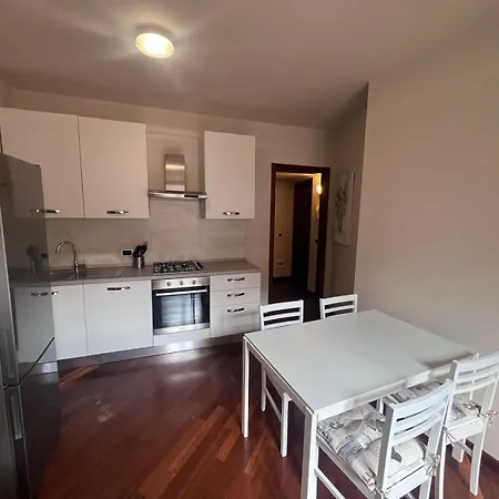 Lecco Holiday Apartment Lecco
